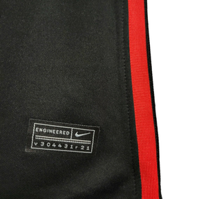Camisa Frankfurt I 21/22 - Torcedor Nike Masculina - Preta com detalhes em vermelho e branco
