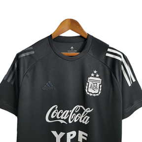 Camisa Seleção Argentina Treino 22/23 - Torcedor Adidas Masculina - Preta com detalhes em branco