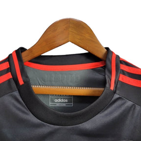 Camisa Seleção da Colômbia II 24/25 - Torcedor Adidas Feminina - Preta com detalhes em laranja