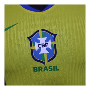 Camisa Seleção Brasileira I 25/26 - Jogador Nike Masculina - Amarela com detalhes em azul e verde
