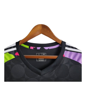 Camisa Arsenal Treino Edição Especial 24/25 - Torcedor Adidas Masculina - Preta com detalhes multicoloridas