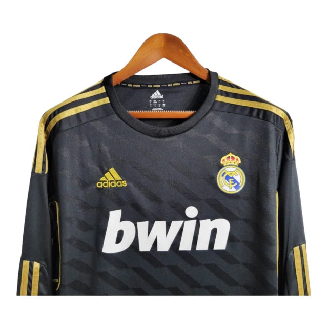 Camisa Retrô Real Madrid II 11/12 manga longa - Masculina Adidas - Preta com detalhes em dourado