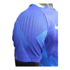 Camisa Seleção Brasileira II 25/26 - Jogador Nike Masculina - Azul com detalhes em verde